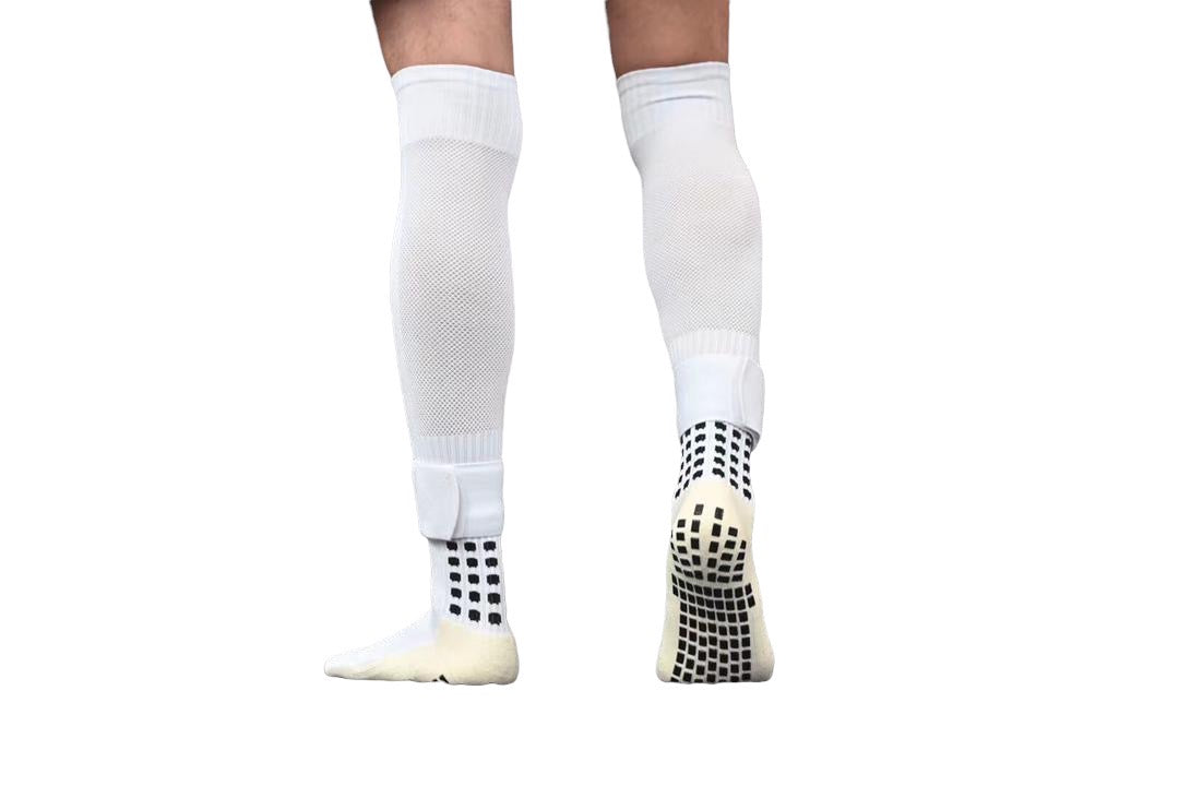  SynrgyAthletics 1 Pair Anti Slip Grip Socks for Soccer,  Football, Tennis, Baseball, Hockey with Interior and Exterior Grip for Men  and Women (White) : Clothing, Shoes & Jewelry